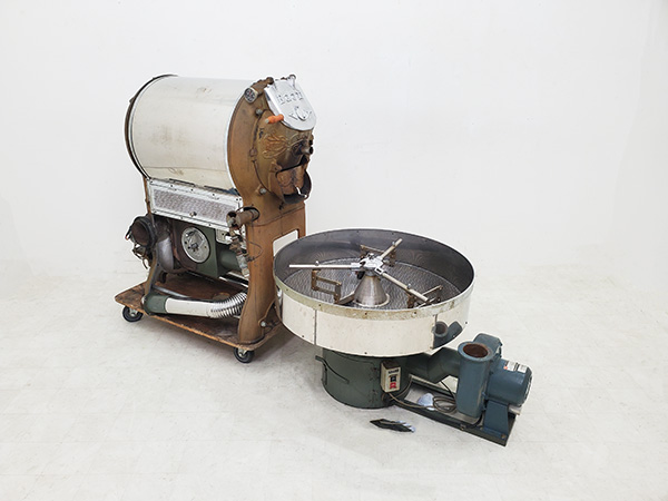 <em>買取金額</em><span>180,000円</span>フジローヤル 焙煎機を高価出張買取りしました。